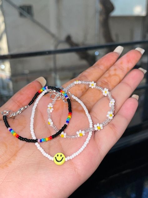 Simple Beaded Bracelets, Kalung Manik-manik, Small Bead Bracelet, Pola Manik, Gelang Manik-manik, Crystal Bead Jewelry, Preppy Jewelry, Pretty Jewelry Necklaces, Pola Gelang