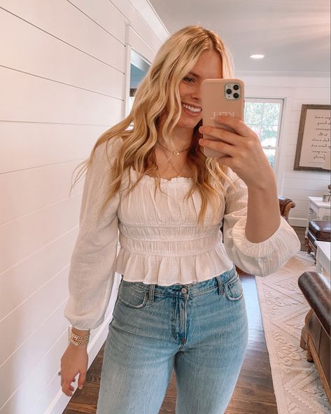 Puff Long Sleeve Top Outfit, White Puff Long Sleeve Top, White Casual Puff Sleeve Top For Day Out, Spring White Fitted Puff Sleeve Top, White Puff Sleeve Top For Day Out, Cute White Fitted Puff Sleeve Top, White Non-stretch Puff Sleeve Top, White Puff Sleeve Top, Puff Long Sleeve Top