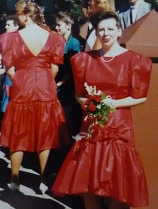 Terrible ’80s Bridesmaid Fashions That Should Stay in the Past | TheKnot.com 80s Bridesmaid, Bad Bridesmaid Dresses, Ugly Bridesmaid Dresses, 80s Wedding, Ugly Dresses, Lake Lanier, Vintage Bridesmaid Dresses, The Berlin Wall, Vintage Bridesmaids