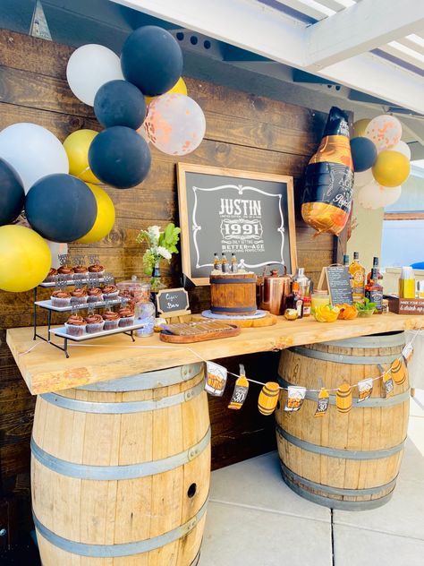 48 Birthday Party Ideas For Men, Mens Party Ideas Decoration, 40th Guy Birthday Ideas, Whiskey Theme Party Centerpiece, 30ty Birthday Party Ideas For Him, Guys 60th Birthday Party, Beer Themed Party Ideas, Mens Party Decor Birthday Ideas, Beer Themed Birthday Party Food