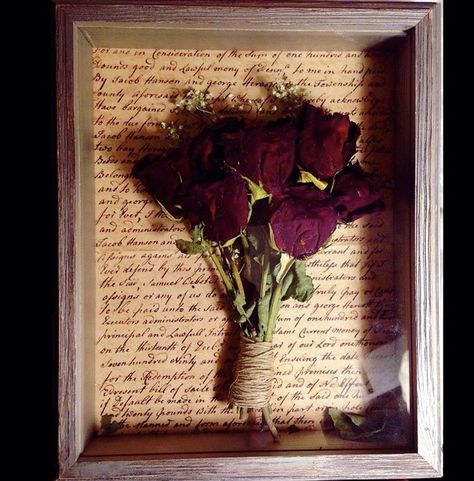 Shadow Box With Roses, Dried Roses Ideas Diy, Shadow Box Ideas Memorial, Family Photos Wall Decor, Red Rose Arrangements, Dried Flowers Diy, Love Rose Flower, Girly Room Decor, Flower Shadow