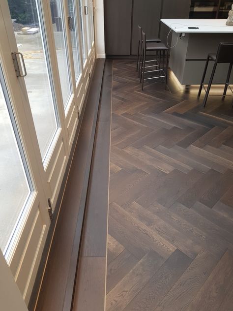 Wooden Flooring Herringbone Pattern, Dark Wood Herringbone Flooring, Herringbone Flooring With Border, Herringbone Basement Floor, Herringbone Wood Floor With Gold Trim, Wide Herringbone Wood Floor, Wood Floor With Border, Harring Bone Hardwood Floor, Herringbone Floor Laminate