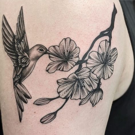 Hummingbird Tattoo Ideas, Hummingbird Tattoos, Small Hummingbird Tattoo, Watercolor Hummingbird, Single Needle Tattoo, Friendship Tattoos, Hummingbird Tattoo, Tattoo Work, Birds Tattoo