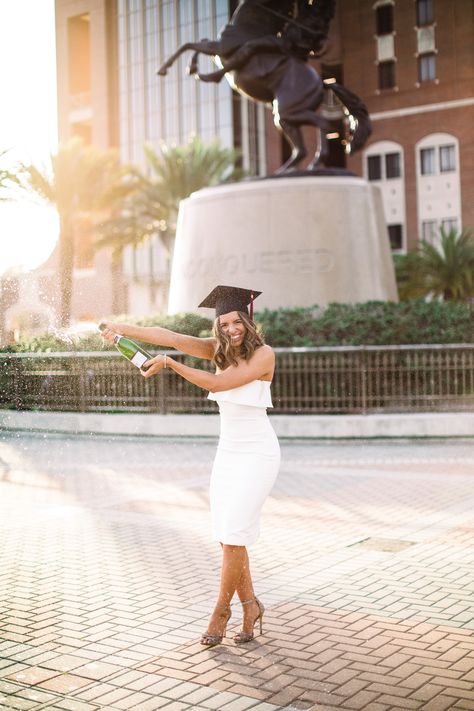 Fsu Grad Pics, Fsu Graduation Pictures, Graduate Photoshoot, Fsu Graduation, Masters Graduation Pictures, Graduation Outfit College, College Grad Pictures, Graduation Dress College, Nursing Graduation Pictures