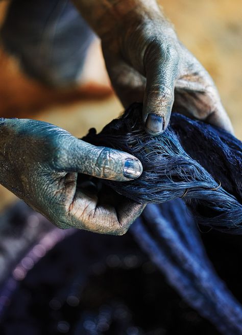 An Indigo Dyeing Workshop in Bali Attracts Explorers - WSJ Dye Studio, Hand Shadows, Denim Dye, Indigo Plant, Indigo Shibori, Built In Furniture, Blue Dream, Green Landscape, Indigo Dye