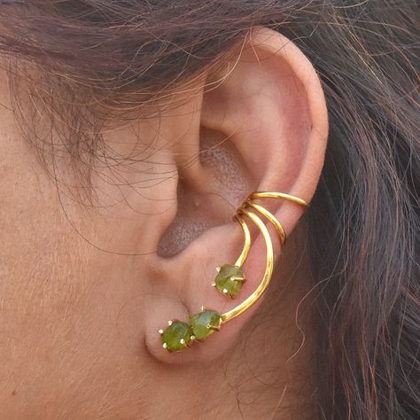 Ear Cuff, Raw Peridot Curve, Ear Wrap, Ear Climber, Ear Crawler, silver ear Climber • raw crystal climber, gold ear wrap, women wedding gift Hug Earrings, Climbers Earrings, Raw Tourmaline Ring, Minimalist Ear Cuff, Raw Peridot, Silver Ear Climbers, Ear Crawler, Silver Chandelier Earrings, Ear Crawler Earrings