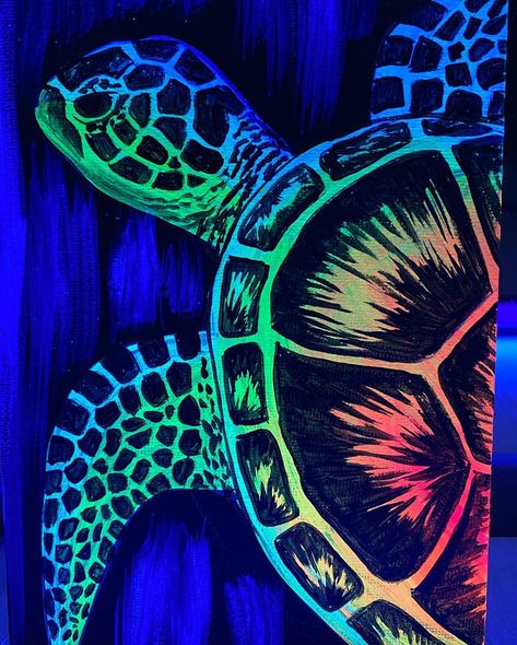 Bright Color Tattoo, Sea Turtle Wallpaper, Fluorescent Painting, Light Artwork, Sea Turtle Painting, Octopus Painting, Sea Scape, Turtle Drawing, Sea Turtle Art