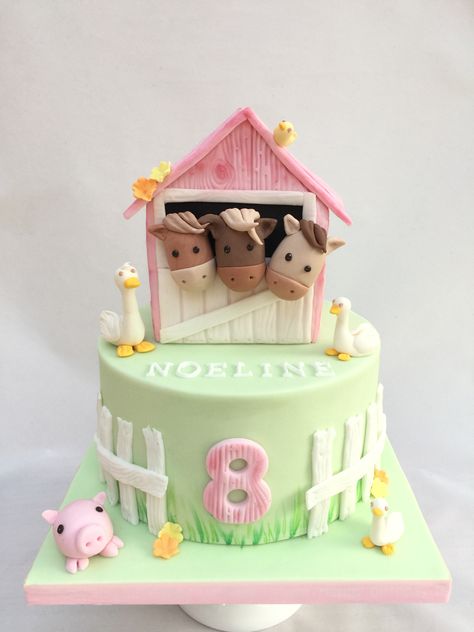 Old Macdonald Birthday, Farm Birthday Cakes, Barnyard Cake, Horse Birthday Cake, Modern Birthday Cakes, Farm Animal Cakes, Pop Cakes, 1st Birthday Girl Decorations, Farm Theme Birthday