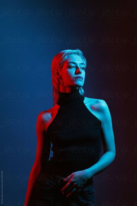 Colour Light Portrait, Color Gel Portrait Photography, Colored Lighting Portrait, Gel Photography Lighting, Blue Photoshoot Aesthetic, Gel Lighting Photography, Colored Light Photography, Color Light Photography, Neon Portrait Photography