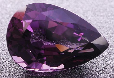 The most expensive gemstones from around the world provide a peek into bizarre mineral assemblages and alterations. Red Diamond, Rare Gems, Minerals And Gemstones, Rare Gemstones, Rocks And Gems, Emerald Gemstone, Gems And Minerals, Most Expensive, Sapphire Gemstone