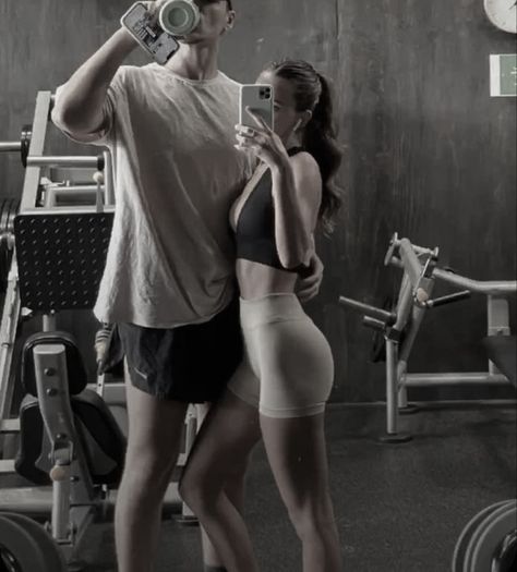 Gym Couple, Cowboy Romance, Twisted Heart, Fit Couple, Cora Reilly, Workout Playlist, Red Zone, Fit Couples, Photo Couple