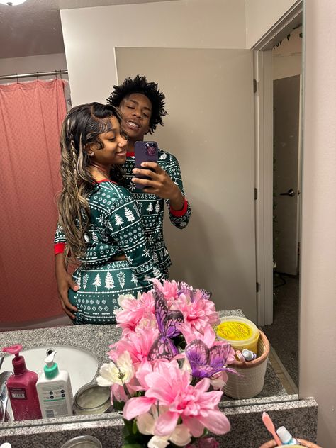 couples matching pajamas christmas pictures Black Christmas Couples, Pjs Couple Pictures, Matching Pj Couples Pictures, Matching Pjs For Couples Black, Christmas Black Couple Pictures, Christmas Ideas Couples, Matching Xmas Pajamas Couple, Match Pjs Couples, Christmas Pajamas Couples Black