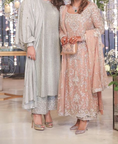 Groom Mother Dress Pakistani, Walima Ideas, Grooms Mother, Sewing Styles, Bunto Kazmi, Desi Clothing, Ivory Suit, Mother Outfit, Shoes Guide