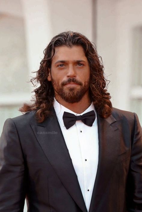 Can Yaman Long Hair, Can Yaman Hair, Long Thick Hair Men, Straight Hair With Highlights, Men's Long Hairstyles Straight, Aesthetic Long Hair, 70s Shag, Guide Aesthetic, Straight Hair Highlights