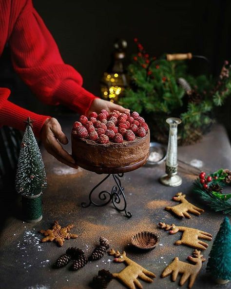 Merry Christmas Food, Christmas Food Photography, Holiday Baking List, Gateaux Cake, Chicago Food, Cake Photography, Quotes Inspiring, Butterscotch Chips, Cookie Frosting