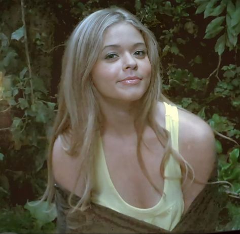 Alison Pretty Little Liars, Jason Dilaurentis, Alison Dilaurentis, Sasha Pieterse, Best Series, Pretty Little Liars, استوديو الصور, العناية بالبشرة, Role Models