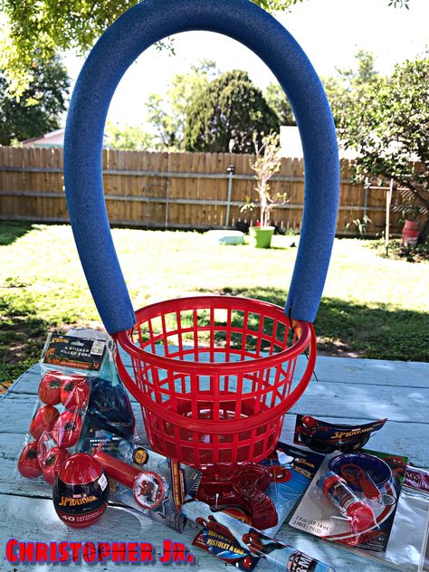 Spider Man Easter Basket, Basket 2022, Mens Easter Basket, Bday Basket, Homemade Easter Baskets, Creative Easter Baskets, Boys Easter Basket, Baskets Ideas, Baby Shower Favors Diy