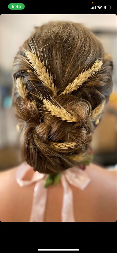 Slavic Hairstyles Traditional, Ukrainian Wedding Decorations, Folk Wedding Decoration, Ukrainian Braids, Wheat Wedding Decorations, Ukrainian Hairstyles, Ukrainian Headpiece, Slavic Hairstyles, Wedding Hair Design