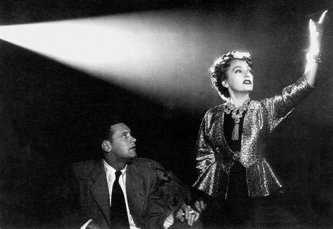 Sunset Boulevard Erich Von Stroheim, Gloria Swanson, Jean Dujardin, Billy Wilder, Howard Hughes, Sunset Boulevard, Silent Film Stars, Emma Thompson, Nicolas Cage