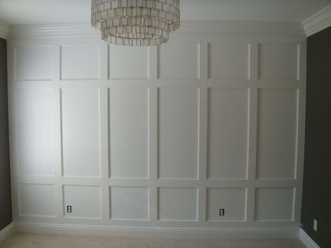 Full Wall Wainscoting, Wall Wainscoting Ideas, Millwork Ideas, Wall Wainscoting, Batten Diy, Panelling Ideas, Wainscoting Hallway, Wainscoting Ideas, Wainscoting Kitchen