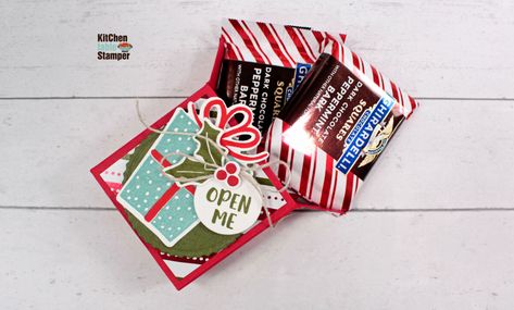 How to Make Fast and Easy Treat Boxes for Holiday Giving Stampin Up Ghirardelli Treat Holder, Treat Boxes Diy, Treat Box Template, Diy Boxes, Christmas Treats Holders, Christmas Treats Boxes, Christmas Treat Bags, Easy Treat, Christmas Craft Fair