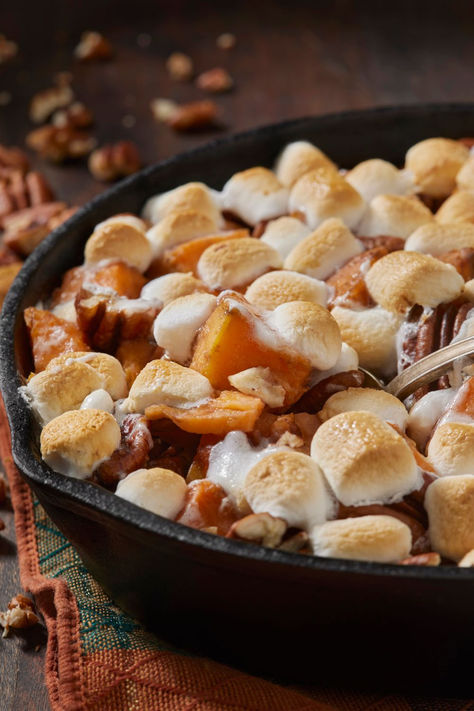 Paula Deen Candied Yams With Marshmallows Praline Yams Recipe, Candied Yams Marshmallows, Fresh Yams With Marshmallows, Sweet Potatoes In Oven With Marshmallows, Glazed Sweet Potato Recipes, Black Folks Candied Yams, Orange Praline Yams, Southern Style Candied Yams, Keto Yams Recipe