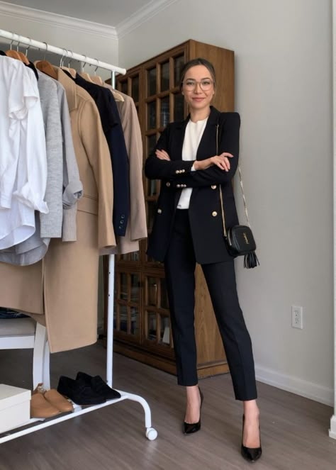 5 Business Casual Outfit Ideas [Styling Pieces from Your Capsule Wardrobe] - LIFE WITH JAZZ Life With Jazz, Ootd Blazer, Business Casual Outfit Ideas, Attorney Fashion, 5 Outfits, Business Casual Outfit, Casual Outfit Ideas, Work Fits, Business Outfits Women