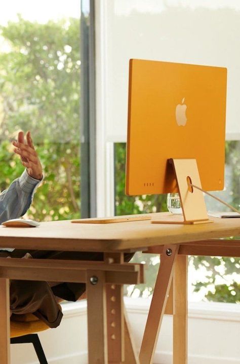 Imac Office, Imac Setup, Imac Desk, Imac Desk Setup, Home Studio Setup, Yellow Orange Pink, Appliances Design, Office Gadgets, Cool Tech Gadgets