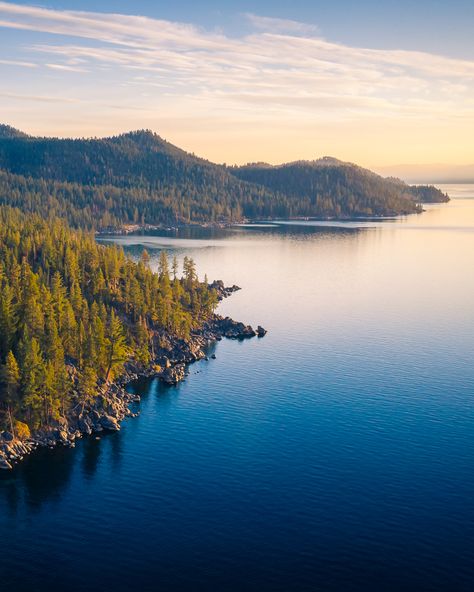 If you haven't been to Lake Tahoe yet, we highly recommend it. 🌅  Browse retreats ⤵️  https://bit.ly/4bEQY3Q Lake Tahoe Summer, Tahoe Vacation, Lake Tahoe Vacation, Tahoe City, Vacation Cottage, Lake Tahoe California, Beach Activities, Ski Area, Mountain Resort