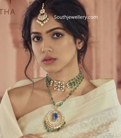 Jewellery Gold Indian, Gold Jewellery Indian, Polki Maang Tikka, Indian Jewellery Gold, One Gram Gold Jewellery, Beads Choker Necklace, Indian Jewelry Earrings, Beads Choker, Pearl Necklace Designs