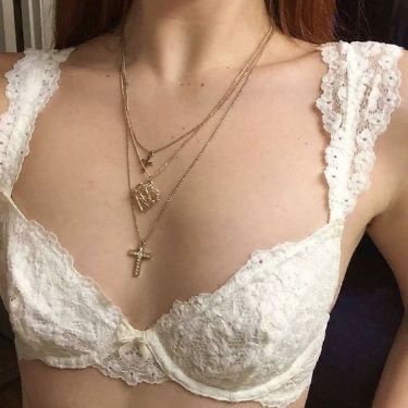 Small Chest Aesthetic, Fashion Design Inspiration, Jeff Buckley, Virtual Stylist, Wedding Accessories Jewelry, Pretty Lingerie, 가을 패션, Divine Feminine, Mode Inspiration