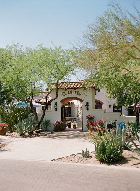 El Chorro Wedding Arizona, Scottsdale Wedding Venues, Wedding In Arizona, Arizona Wedding Venues, Southwest Wedding, Scottsdale Wedding, Spring Wedding Inspiration, Wedding Company, Affordable Wedding Venues