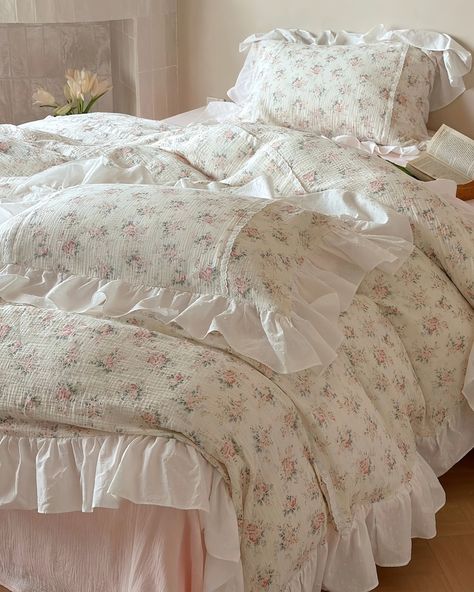 Ruffle Coquette Floral Duvet Cover 4pcs Set, Double Gauze Soft Cotton Cottagecore Country Style Bedding - Etsy Cottagecore Bedroom, Stylish Bedding, Bed Sheet Sizes, Reversible Bedding, Fitted Bed Sheets, Ruffle Bedding, Stylish Beds, Dorm Bedding, Room Inspiration Bedroom