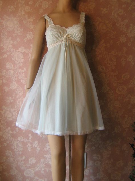 vintage olga sleeping pretty babydoll nightgown Babydoll Nightgown, Moda Aesthetic, Lingerie Vintage, Cute Pajama Sets, Vintage Nightgown, Vintage Style Wedding, Lingerie Outfits, Modieuze Outfits, Pretty Lingerie