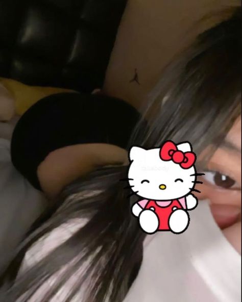 Girl Mexican, He Loves Me, Story Instagram, Hello Kitty, Kitty, Hair, Instagram