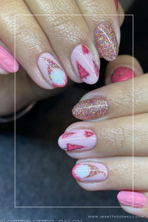 cute pink christmas nails Pink Christmas Nail Designs, Light Pink Shades, Pink Christmas Nail, Long Nails Acrylic, Amazing Nail Art Designs, Pink Christmas Nails, Festive Aesthetic, Amazing Nail Art, Plaid Nails