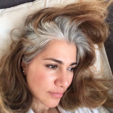 Gray Transition, Grey Transition, Greying Hair, Grey Hairstyle, Platinum Highlights, Grey Hair Transformation, Hair Transition, Gorgeous Gray Hair, Going Grey