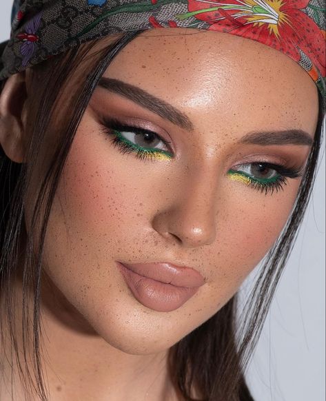 Beauty Editorial Makeup, Smokey Eye Makeup Steps, Exotic Makeup, Eye Makeup Images, Classy Makeup, Celebrity Makeup Looks, Casual Makeup, Eye Makeup Pictures, Eye Makeup Steps