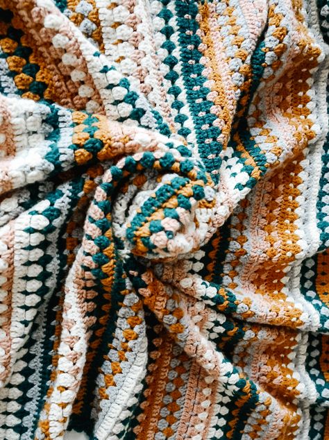 Make this beautiful blanket with the FREE pattern and video tutorial. Step by step instructions | CJ Design Blog Crochet Blanket Queen, Earth Toned Crochet Blanket, Citrus Crochet Blanket, Shades Of Green Crochet Blanket, Fall Colors Crochet Blanket, Autumn Afghan Crochet Patterns, Autumn Crochet Blanket Patterns Free, 70s Crochet Blanket Free Pattern, Cj Designs Crochet