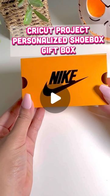 Shoes Box Design Ideas, Shoebox Crafts, Birthday Party Favor Ideas, Nike Party, Mini Nike, Nike Shoe Box, Shoe Box Diy, Shoe Box Crafts, Nike Gifts