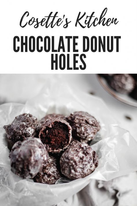 Chocolate Donut Holes, just like your favorite donut chain! Donut Hole Recipe Baked, Chocolate Donut Holes, Chocolate Espresso Cake, Chocolate Doughnuts, Doughnut Holes, Chocolate Donut, Full Fat Yogurt, Filled Donuts, Donut Holes