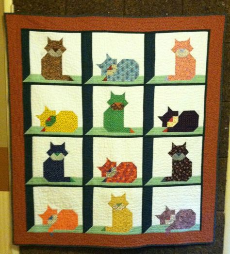 Cat Quilt Block, Cat Quilt Patterns, Quilt Square Patterns, Dog Quilts, Animal Quilts, Cat Quilt, Tree Quilt, Colorful Quilts, Free Cats