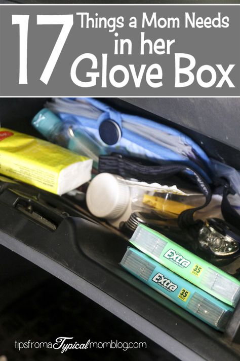 17 things mom's need in their glove box at all times. Some of them could even save your life or the life! Minivan Organization, Van Organization, Awesome Mom, Mom Needs, Mom Car, Car Essentials, Save Your Life, Car Cleaning Hacks, Emergency Prepping