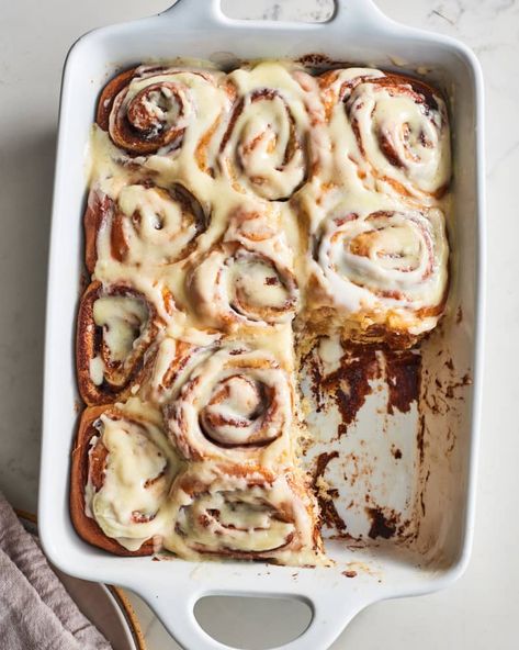 Copycat Cinnabon Recipe, Copycat Cinnabon, Cinnabon Recipe, Best Cinnamon Roll Recipe, Overnight Cinnamon Rolls, Cinnabon Cinnamon Rolls, Patty Cake, Cinnamon Roll Recipe, Best Cinnamon Rolls