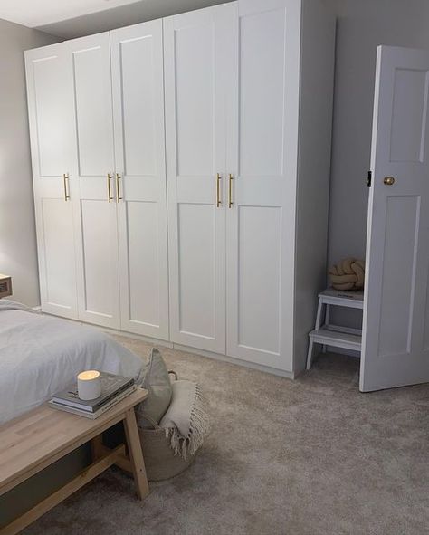 Recamaras King Size, Family Room Storage, Bedroom Wardrobe Ideas, Ikea Wardrobe, Ikea Pax Wardrobe, Knysna, Beige Bedroom, Storage Kids Room, Bedroom Renovation