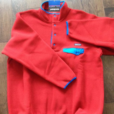 Patagonia Nwt Synchilla Snap-T Fleece Pullover Brand New With Tags Size: Men's Large Amazing Rare Sold Out Color For Synchilla Pullover; Here's Your Chance To Have On In Brand New Condition! Very Warm / Soft Bright Red Fleece Exterior And Interior Blue Snap Collar Blue Patagonia Pullover, Patagonia Snap T, Quarter Zip Men, Black Quarter Zip, Fleece Patterns, Patagonia Pullover, Patagonia Sweater, Patagonia Better Sweater, Patagonia Fleece