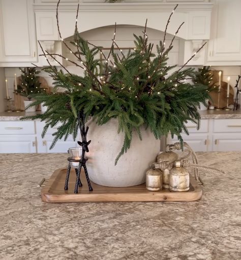 Christmas Kitchen Table Decorations, Christmas Counter Centerpiece, Over Sink Christmas Decor, Kitchen Christmas Centerpiece, Kitchen Corner Counter Christmas Decor Ideas, Simple Table Christmas Decor, Christmas Decor Countertop, Round Kitchen Table Christmas Decor, Round Dining Table Christmas Centerpiece