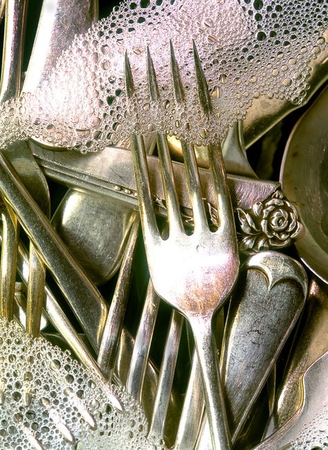 Cutlery Photography, Cleaning Silverware, Foam Bubbles, How To Clean Silverware, Painting References, Still Life Photos, Close Up Photography, Photography 101, Warm Water