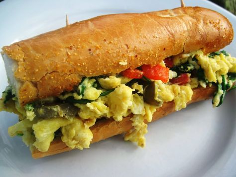 I'm Turning 60...: Carmela Soprano's Peppers and Eggs Sandwiches Pepper And Egg Sandwich, Sopranos Recipes, Peppers And Eggs, Sausage And Peppers Recipe, Egg Sandwich Recipe, Wls Recipes, Eggs In Peppers, Egg Sandwich, Sausage And Peppers