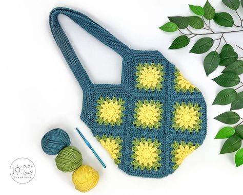 Sunburst Granny Square Bag - Free Crochet Pattern | Jo to the World Creations Crochet Sunburst Granny Square Bag, Sunburst Granny Square Bag, Granny Square Bag Crochet Pattern, Square Bag Crochet Pattern, Granny Square Bag Crochet, Square Bag Crochet, Sunburst Granny Square, Bag Crochet Pattern, Granny Square Bag